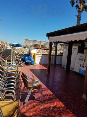 Chiringuito Playa Chica