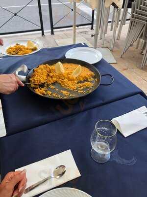 Nou Parada Restaurant