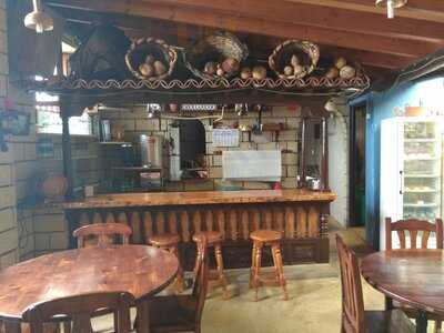 Bodegón Guachinche El Medianero