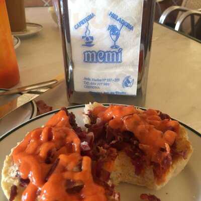 Cafetería Heladería Memi