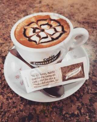 Cafetería Tapería Mama Levante