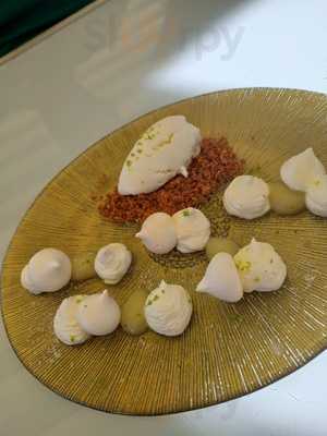 Mamanena By Víctor Suárez