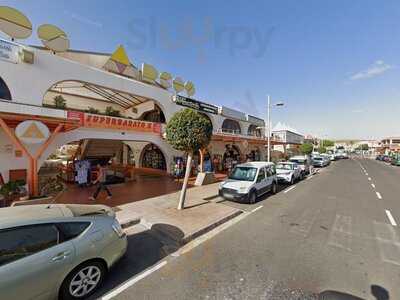 Heroes Sports Bar & Diner