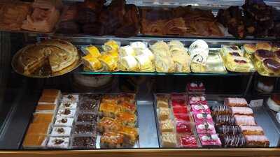 La Noria Cafeteria Panaderia