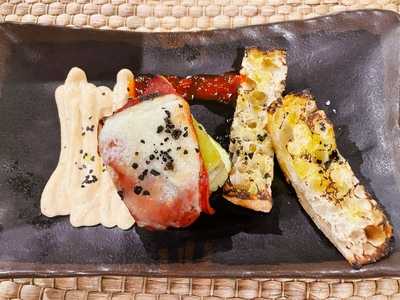 Vinomio Bar & Botánico