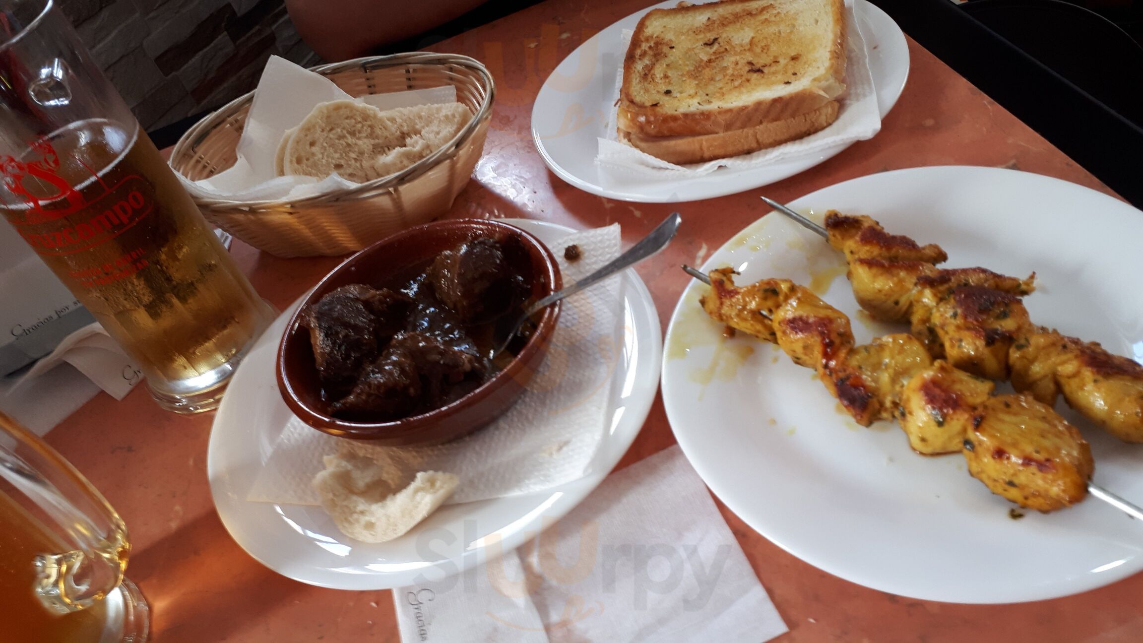 Cafetería Cervecería 24 Horas