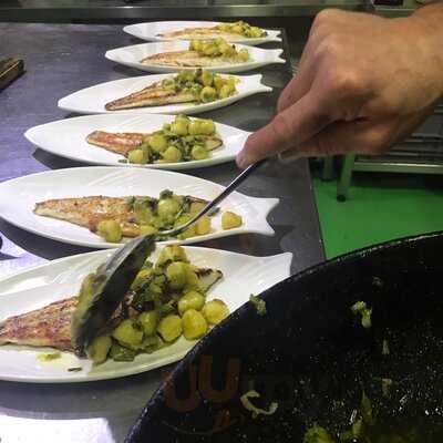 Meson Los Caballos 11