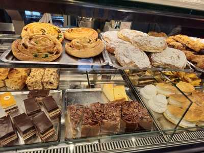 Okay (pastelerías - Cafeterías)