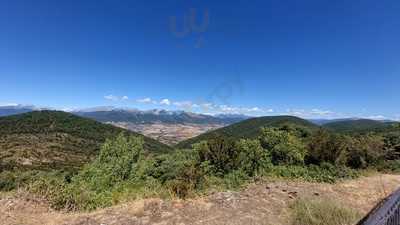 Parador De Oroel Restaurante Asador