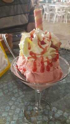 Heladería Artesanal - Cafetería Kiwi