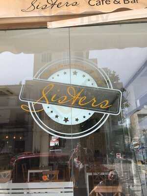 Sisters Café & Bar