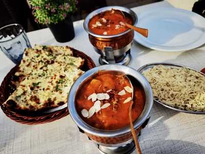 Maharani Indian Tandoori Restaurant