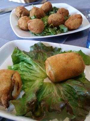 La MandÍbula De Marin Bar.