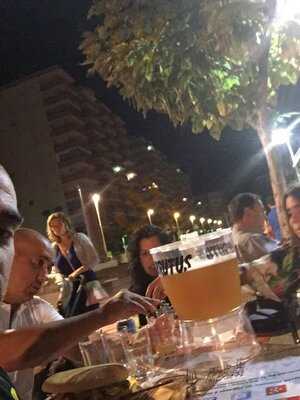 Restaurantes Gigantes Brutus Oropesa Del Mar