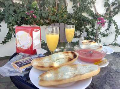 Hostal Restaurante Los Arcos