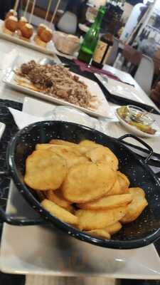 Tapas Bar Companys 24