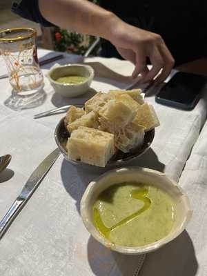 Loquería, Tapas Y Vino Natural