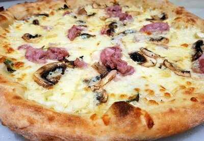 Sa Talaia Beach Pizza & Grill