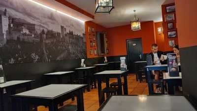 Cerveceria 100 Montaditos