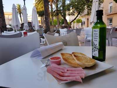 Cafeteria El Toril Gastrobar