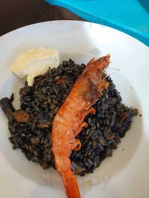 El Tast Bar Restaurant