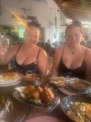 Indiana Johns Cala Egos