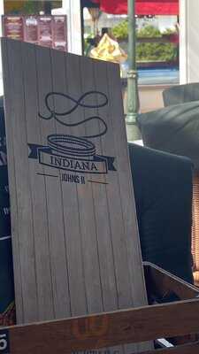 Indiana Johns Cala Egos