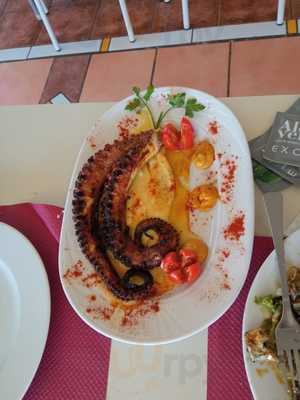 Brasería Los 3 Cruces