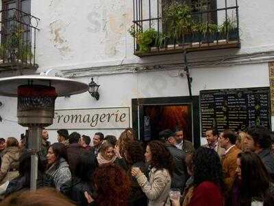 Tasca Queso, Pan Y Vino