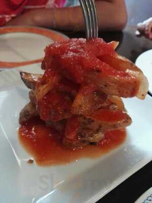 Cipriani's Bar Restaurant