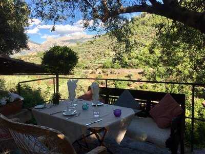 Restaurant-cafe Tramuntana Lodge