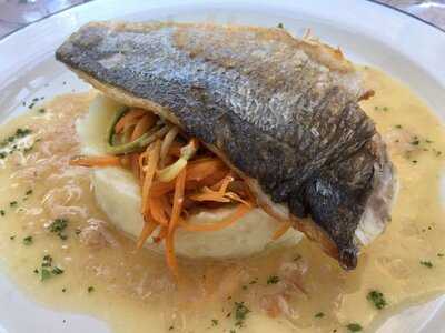 Restaurant-cafe Tramuntana Lodge