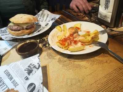 La Gárgola De Notre Dame