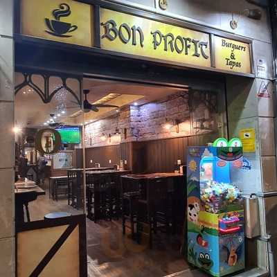 La Gárgola De Notre Dame