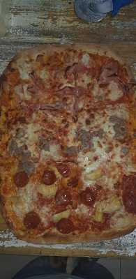 Thaller Pizza