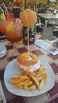 El Club Del Bucanero