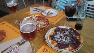 Pizzería La Competencia