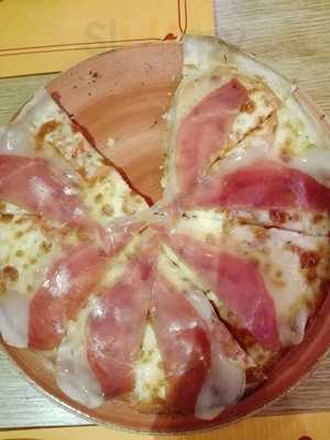 Pizzería La Competencia