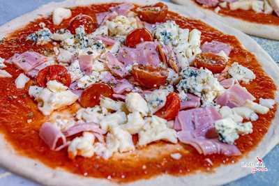 Pizzeria-cafeteria La Familia España