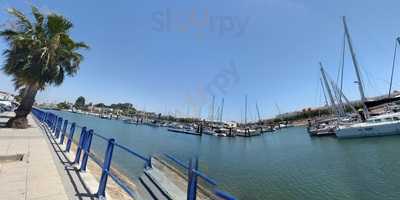 Pizzeria-cafeteria La Familia España