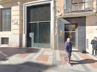 La Maestranza Tapas & Lounge Bar