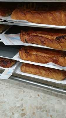 Pastelería Cafetería La Madrileña