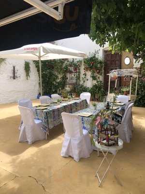 La Puerta Ancha Tapas Bar & Patio Flamenco