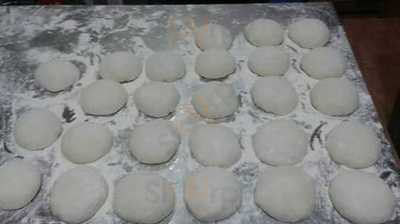 El Antojito Pizzeria Bocateria