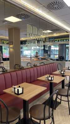 ConfiterÍa Hernando 17