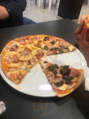 Pizzería A Punto Y Coma