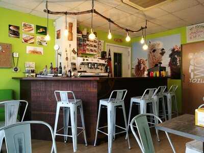 A La Fi Del Mon-bar Chileno