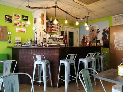 A La Fi Del Mon-bar Chileno