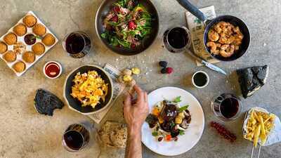 El Calderito De La Abuela