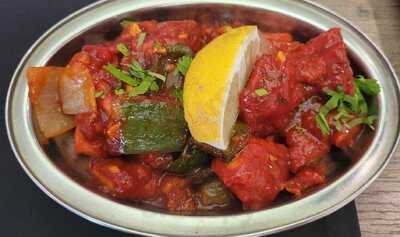 Bombay Babu Playa La Arena